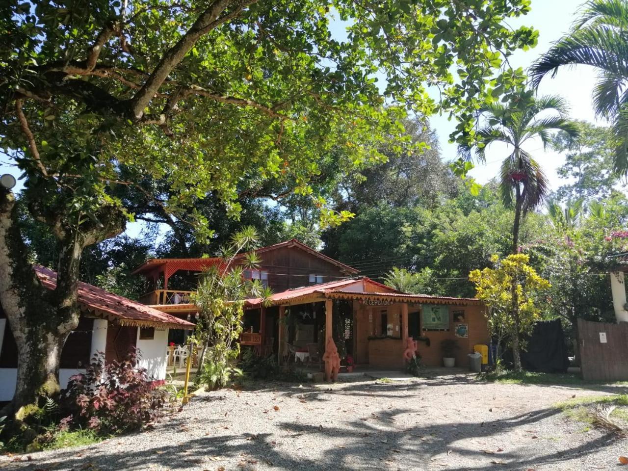 Chalet Y Cabinas Hibiscus Кахуіта Екстер'єр фото